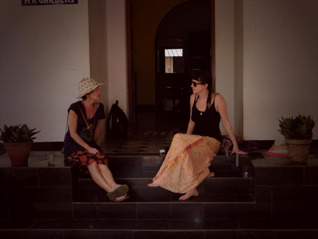 Mk Gardens Surf & Yoga House Hotel Varkala Szoba fotó